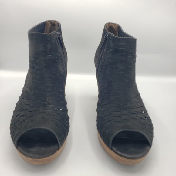 Paul Green Tacey Bootie 9 Black Nubuck Peep Toe Heels Slashed Uppers - Picture 2 of 13